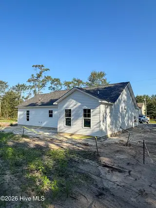 107 Blueberry Fields Road, Maple Hill, NC 28454 – photo 7: Back of House