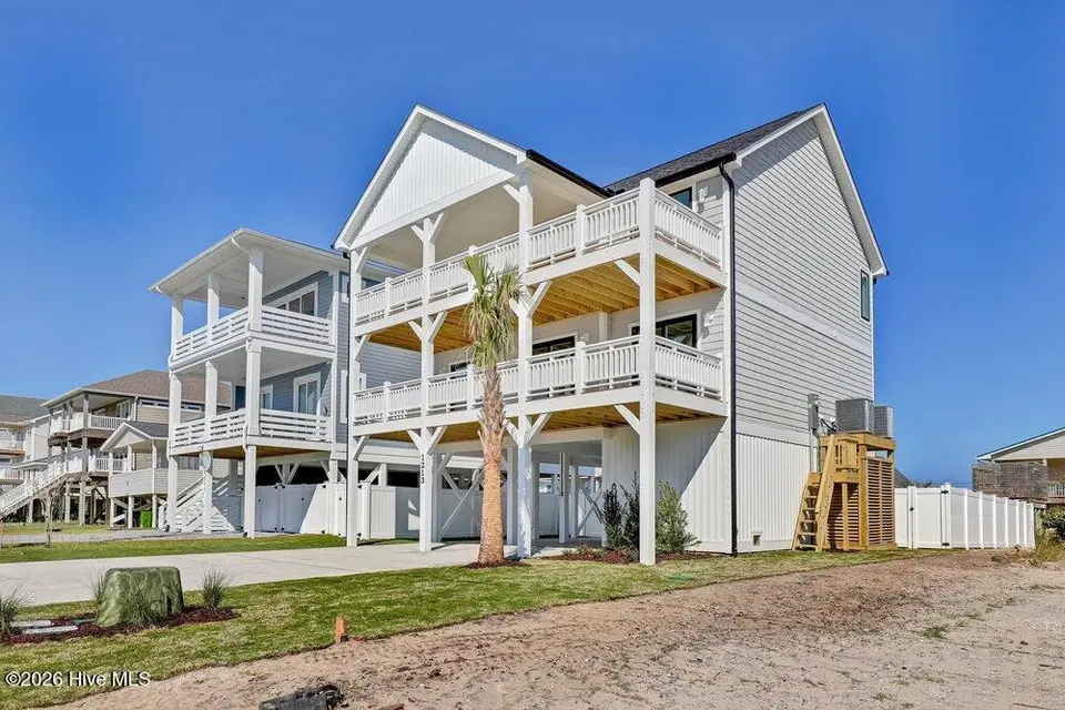 1213 N Shore Drive, Surf City, NC 28445 – photo 1 of 61: 002_6g8a2637_940