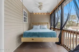 164 NW 12th Street, Oak Island, NC 28465 – photo 8: 16-web-or-mls-cammediallc.com-25