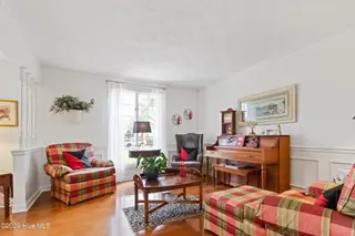 409 Inlet Drive, Elizabeth City, NC 27909 – photo 12: Formal Dining/Living