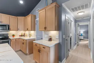 725 Ocracoke Drive, Wilmington, NC 28412 – photo 8: 16-web-or-mls-BTS05780