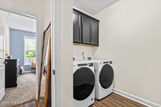 231 Holly Grove Court E, Jacksonville, NC 28540 – photo 14: Laundry Room