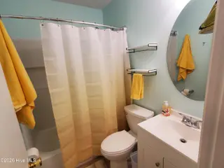 1822 New River Inlet Road Unit 1304a, North Topsail Beach, NC 28460 – photo 15: Bathroom 2