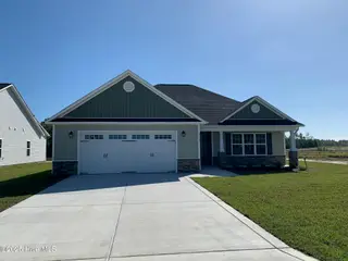 711 Regiment Road, Jacksonville, NC 28546 – photo 2: IMG_0699