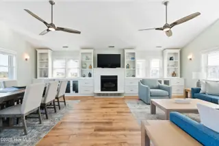 648 Ocean Boulevard W, Holden Beach, NC 28462 — 3-bedroom home in Bacon Island Harbor, Holden Beach, NC, photo 7 of 65: mls-DSC05354
