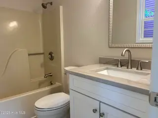 1080 Valley Drive SW, Calabash, NC 28467 — 2-bedroom home in Hidden Valley, Calabash, NC, photo 12 of 31: Master Bath