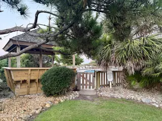 351 Salter Path Road 402, Pine Knoll Shores, NC 28512 – photo 15: Pool Area