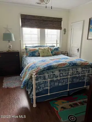 418 Fayetteville Avenue, Carolina Beach, NC 28428 – photo 9: bedroom2