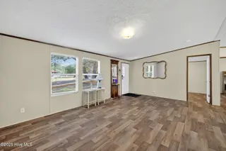 202/234 Sloop Point Road, Hampstead, NC 28443 — 4-bedroom manufactured home, Hampstead, NC, photo 14 of 55: 202SloopPointRoad-13