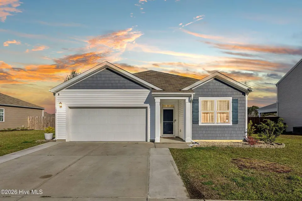 124 Tributary Circle, Wilmington, NC 28401 – photo 1 of 21: 1_virtual twilight