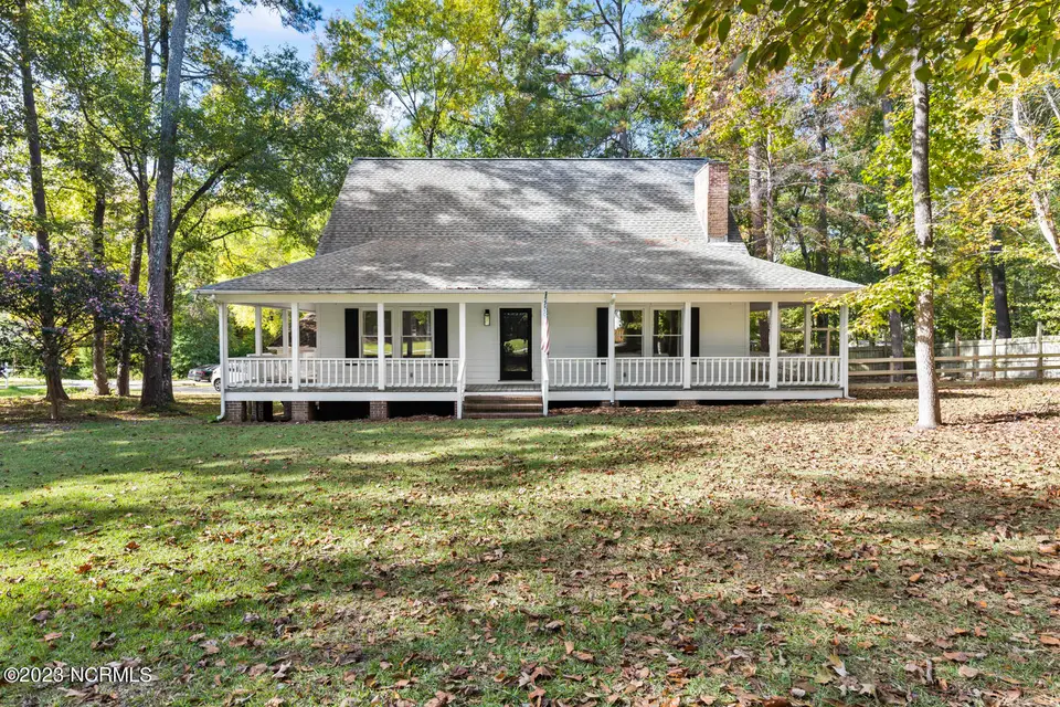 107 Riverbend Road, Jacksonville, NC 28540 – photo 1 of 35: Front