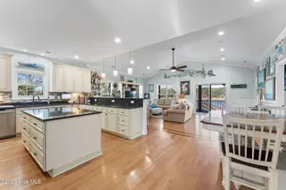 1404 W Yacht Drive, Oak Island, NC 28465 – photo 6: Living area