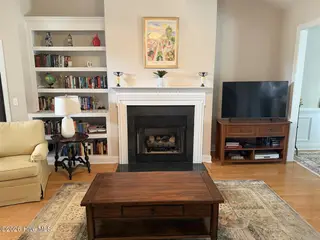 4150 Bedford Way, Southport, NC 28461 – photo 8: Comfortable Great Room