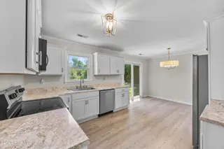 434 Kenwood Drive, Jacksonville, NC 28540 – photo 9: 11_kitchen