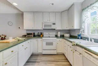 302 E Oak Island Drive, Oak Island, NC 28465 – photo 15