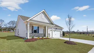 270 Lake Tyler Drive, New Bern, NC 28560 – photo 2: Cali