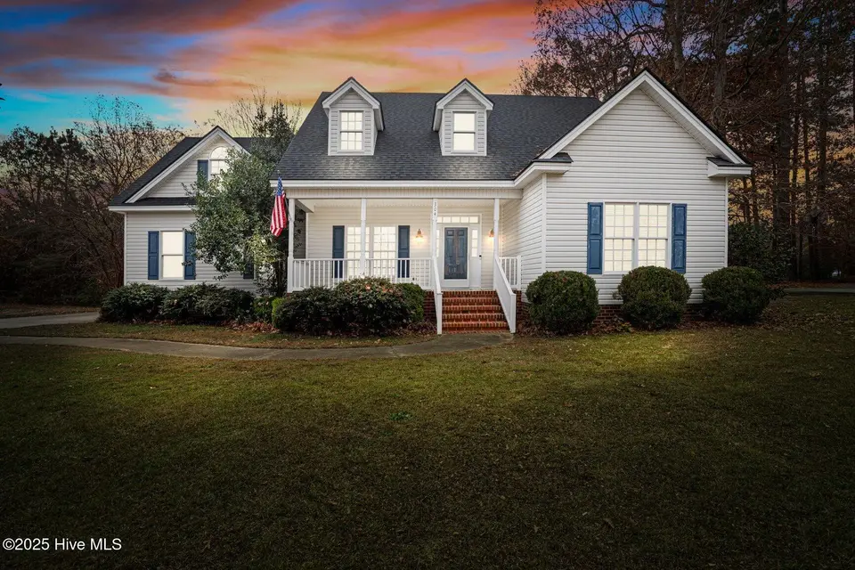 304 Woodfield Drive, Nashville, NC 27856 – photo 1 of 43: 004-304WoodfieldDrive-Nashville-NC-27856