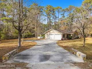 42 Pinewood Drive, Carolina Shores, NC 28467 – photo 7: 42 Pinewood Dr
