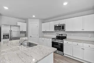5338 Meagan Lane NE, Winnabow, NC 28479 – photo 18: 24_kitchen