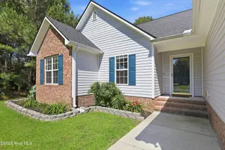 120 Walnut Hills Drive, Richlands, NC 28574 – photo 6