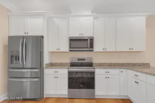 124 NW 11th Street, Oak Island, NC 28465 – photo 14: 124 NW 11th St (14)