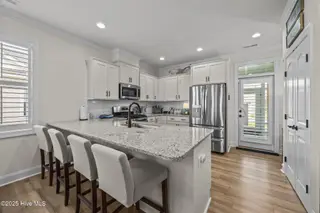 4073 Reunion Pointe Lane, New Bern, NC 28562 – photo 14: 31-web-or-mls-0C0A2407