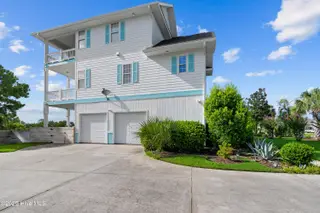 8320 Lakeview Drive, Wilmington, NC 28412 – photo 4: 8320LakeviewDr-39