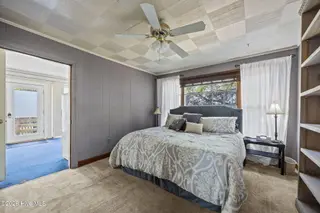 2812 Evans Street, Morehead City, NC 28557 – photo 17: 41-web-or-mls-2812 Evans St 073