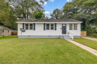 115 Banks Street, Jacksonville, NC 28540 — 3-bedroom home in New River Homes, Jacksonville, NC, photo 1 of 38
