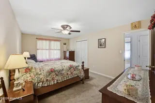 1836 Caracara Drive, New Bern, NC 28560 – photo 16: 7-web-or-mls-0c0a3550_edit