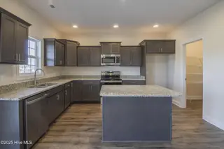 216 Windsor Run Boulevard, Jacksonville, NC 28546 – photo 11: IMG_4782-HDR
