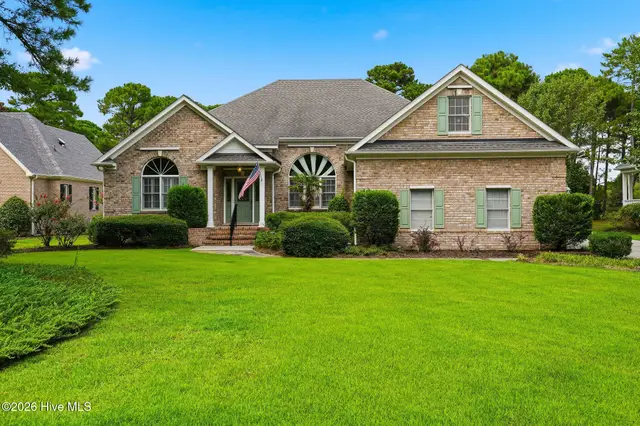 2624 St James Drive SE, Southport, NC 28461