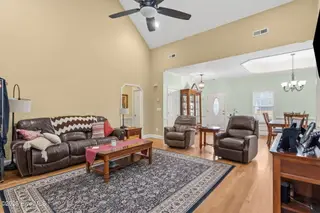 11098 Ashton Road, Burgaw, NC 28425 – photo 12: 17-web-or-mls-DSC01907