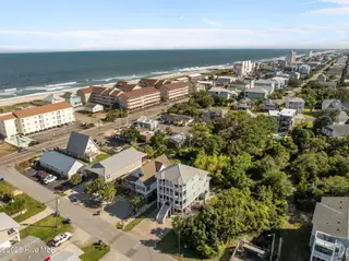 109 Greenville Avenue 1, Carolina Beach, NC 28428 – photo 12: 13-web-or-mls-DJI_20250902164221_0136_D