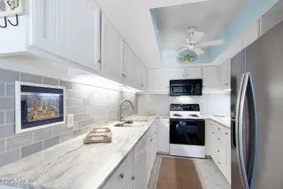 545 Salter Path Road B-3 Ocean Grove, Pine Knoll Shores, NC 28512 – photo 2: Updated kitchen