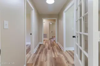 209 N Thompson Street, Whiteville, NC 28472 – photo 18: Expansive Hallway