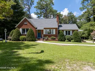 1301 N Poplar Street, Aberdeen, NC 28315 – photo 1: Front of House