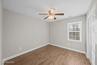 136 Leonard Drive, New Bern, NC 28560 – photo 13: 13-web-or-mls-0C0A1264