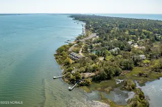 4 West Court, Pine Knoll Shores, NC 28512 – photo 16: McGinnis Point West Court
