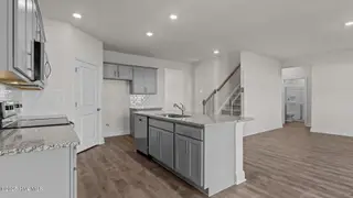 274 Lake Tyler Drive, New Bern, NC 28560 – photo 7: 20-web-or-mls-DSC_1090