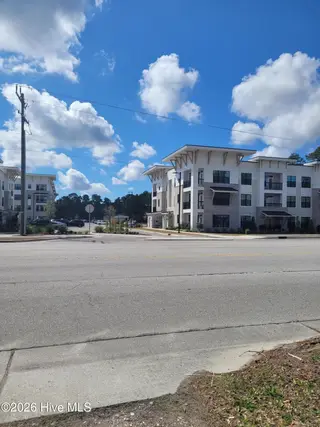 5027 Oleander Drive, Wilmington, NC 28403 – photo 16: 20260309_120910