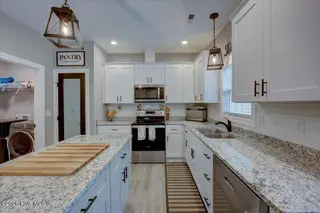 209 Pecan Grove Court, New Bern, NC 28562 – photo 12: 17-209_Pecan_Grove-20