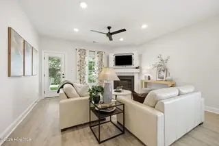 2124 Dartford Drive B, Greenville, NC 27834 – photo 22: 26-web-or-mls-IMG_0034