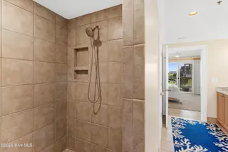 212 Old Causeway Road 107 & B13 Slip, Beaufort, NC 28516 — 3-bedroom condo in Morgan Creek Landing, Beaufort, NC, photo 19 of 49: Primary bath