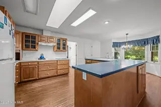 1506 Mona Passage Court, New Bern, NC 28560 – photo 11: 24-web-or-mls-DSC_9572
