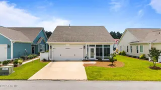 4073 Reunion Pointe Lane, New Bern, NC 28562 – photo 5: 3-web-or-mls-DJI_20250616131427_0037_D