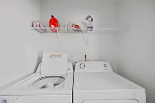 905 Walnut Street, Wilmington, NC 28401 – photo 17: 19_laundry