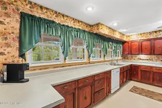 441 Grants Creek Road, Jacksonville, NC 28546 – photo 17: 425A9359