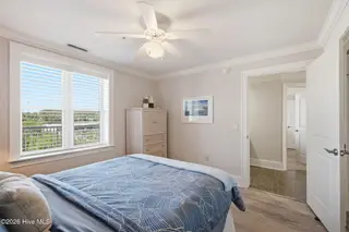 4425 Arendell Street 304, Morehead City, NC 28557 – photo 4: 12-web-or-mls-1S3A6208