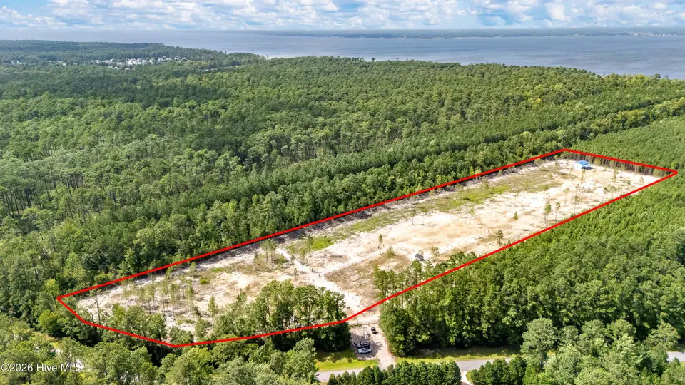 Havelock – photo 1 of 39: lot lines